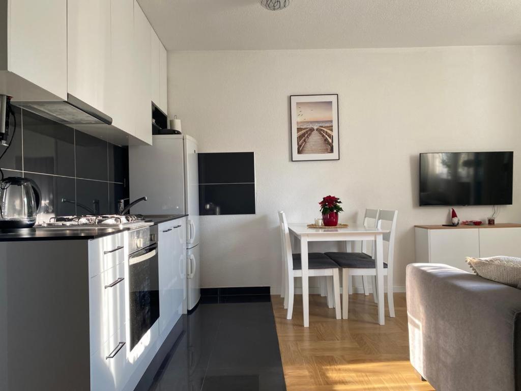 Studio Apartman Ana Zagreb Exterior photo