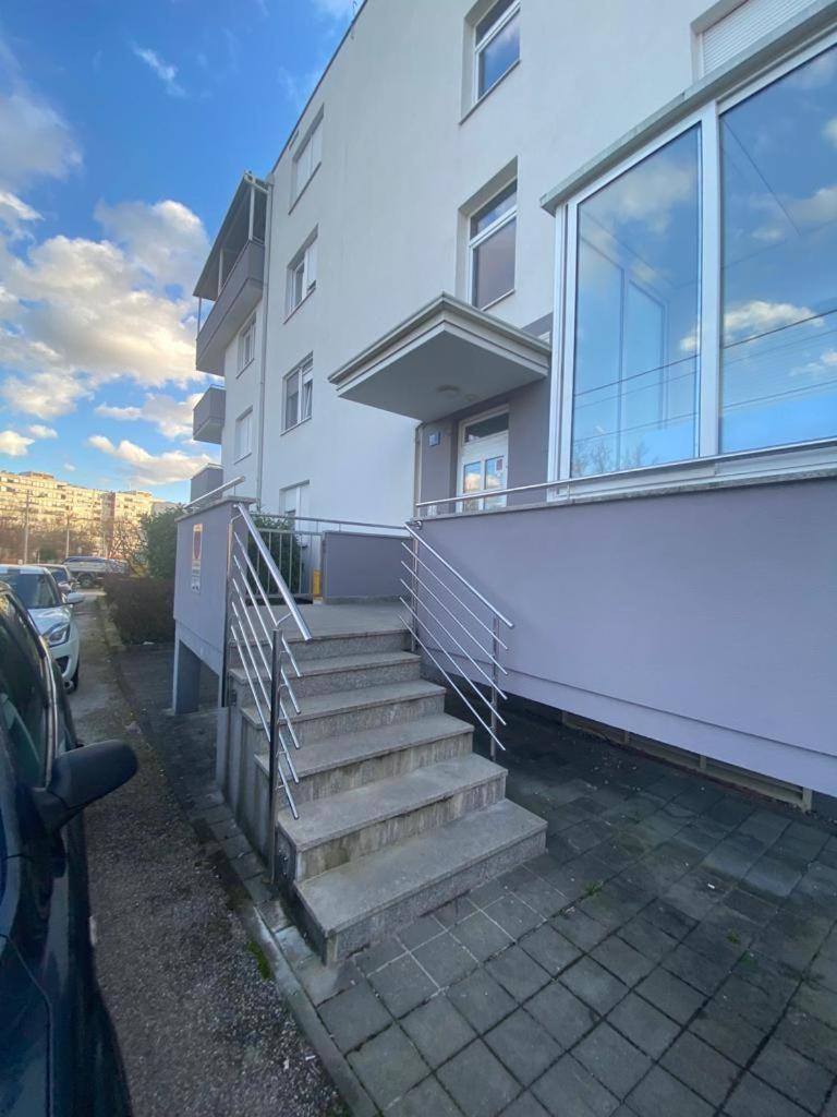 Studio Apartman Ana Zagreb Exterior photo